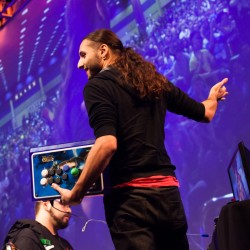 画像ギャラリー No.068のサムネイル画像 / ［EVO2014］ときど選手の活躍なるか。「KOF XIII」決勝を含む「Evolution 2014」2日目まとめ。「UMvC3」「BBCP」などの予選にも注目
