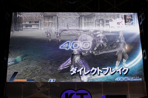 画像ギャラリー No.011のサムネイル画像 / ［TGS 2011］「真・三國無双 NEXT」の紹介ステージをレポート。直感的なインタフェースから3G回線，そしてカメラまで，Vitaの機能をフルに活用した“次の無双”に