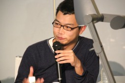 画像ギャラリー No.004のサムネイル画像 / 「GRAVITY DAZE」の重鎮が開発過程を披露。第16回文化庁メディア芸術祭 受賞者プレゼンテーション「ゲームの中と外〜変容する空間」聴講レポート