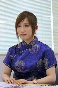画像ギャラリー No.005のサムネイル画像 / Webラジオ「コラムゲームPresents 伊藤賢治のトライアングル・セッション」で番組アシスタントを務める紅波柚香さんと上原すずさんに，番組とブラウザゲーム「三国千軍伝」の話を聞いてみた