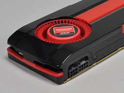 画像ギャラリー No.013のサムネイル画像 / Radeon HD 7970レビュー（前編）。アーキテクチャとプロセス技術の進化で，シングルGPU世界最速の座を奪還