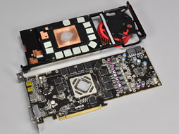 画像ギャラリー No.017のサムネイル画像 / Radeon HD 7970レビュー（前編）。アーキテクチャとプロセス技術の進化で，シングルGPU世界最速の座を奪還