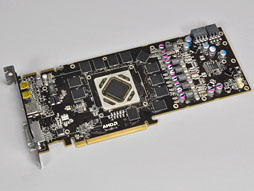 画像ギャラリー No.018のサムネイル画像 / Radeon HD 7970レビュー（前編）。アーキテクチャとプロセス技術の進化で，シングルGPU世界最速の座を奪還