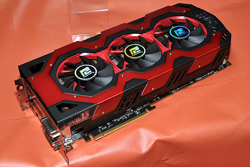 画像ギャラリー No.002のサムネイル画像 / ［COMPUTEX］PowerColor，「HD 7970 X2」カードの実動デモを展示。フルスペックのHD 7970を1枚のカードに2基搭載