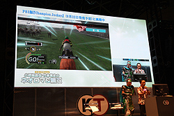 画像ギャラリー No.006のサムネイル画像 / ［TGS 2011］伝説のラジオ番組がTGS 2011に降臨！　声優の小野坂昌也さんと竹本英史さんが出演したステージイベント「限定復活！　ネオロマ＆無双」レポート