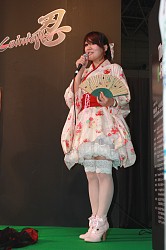 画像ギャラリー No.014のサムネイル画像 / ［TGS 2011］なぜに忍者がポールダンス？　スマートフォン向けゲームを展示していた「R-FORCE」ブースレポート