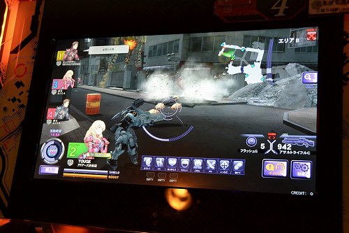 画像ギャラリー No.012のサムネイル画像 / KONAMIのアーケード用TPS「スティールクロニクル」のロケテストレポートを掲載。巨大な敵が相手の歯ごたえある協力プレイが魅力