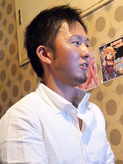 画像ギャラリー No.011のサムネイル画像 / 世界暫定王者クソル選手を倒すのは誰だ。大阪で開催された「UMvC3」の祭典「KVO2012」&「KVO x GODSGARDEN」レポート