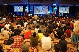 画像ギャラリー No.003のサムネイル画像 / ［EVO2012］海外勢のハイレベルなプレイが目立った「EVO2012」2日目まとめ。決勝トーナメントに向かう日本人選手のコメントも掲載