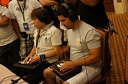 画像ギャラリー No.008のサムネイル画像 / ［EVO2012］海外勢のハイレベルなプレイが目立った「EVO2012」2日目まとめ。決勝トーナメントに向かう日本人選手のコメントも掲載