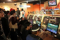 画像ギャラリー No.005のサムネイル画像 / 「EVO2013」のシードポイントは誰の手に。京都で開催された「UMvC3」日本最強決定戦「KGA2013 POWER of JUSTICE」レポート
