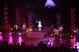 画像ギャラリー No.006のサムネイル画像 / アイドルマスター8周年記念イベント「THE IDOLM@STER 8th ANNIVERSARY HOP!STEP!!FESTIV@L!!!」の大阪公演をレポート。大阪ですよ，大阪