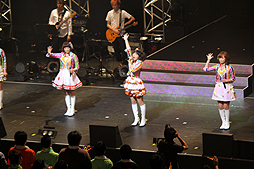 画像ギャラリー No.050のサムネイル画像 / アイドルマスター8周年記念イベント「THE IDOLM@STER 8th ANNIVERSARY HOP!STEP!!FESTIV@L!!!」の大阪公演をレポート。大阪ですよ，大阪