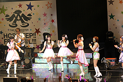画像ギャラリー No.011のサムネイル画像 / 「THE IDOLM@STER 8th ANNIVERSARY HOP!STEP!!FESTIV@L!!!」福岡公演をレポート。ツアー後半戦に向けて，これまでとはひと味違ったライブに