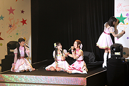 画像ギャラリー No.019のサムネイル画像 / 「THE IDOLM@STER 8th ANNIVERSARY HOP!STEP!!FESTIV@L!!!」福岡公演をレポート。ツアー後半戦に向けて，これまでとはひと味違ったライブに