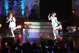 画像ギャラリー No.023のサムネイル画像 / 「THE IDOLM@STER 8th ANNIVERSARY HOP!STEP!!FESTIV@L!!!」福岡公演をレポート。ツアー後半戦に向けて，これまでとはひと味違ったライブに