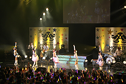 画像ギャラリー No.033のサムネイル画像 / 「THE IDOLM@STER 8th ANNIVERSARY HOP!STEP!!FESTIV@L!!!」福岡公演をレポート。ツアー後半戦に向けて，これまでとはひと味違ったライブに