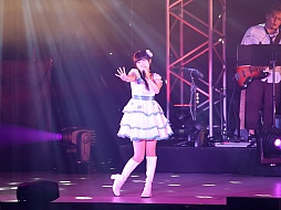 画像ギャラリー No.027のサムネイル画像 / ［TGS 2013］次へ続く道が明らかにされたアイマス8周年ライブ「THE IDOLM@STER 8th ANNIVERSARY HOP!STEP!!FESTIV@L!!!」をレポート