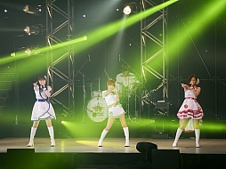 画像ギャラリー No.049のサムネイル画像 / ［TGS 2013］次へ続く道が明らかにされたアイマス8周年ライブ「THE IDOLM@STER 8th ANNIVERSARY HOP!STEP!!FESTIV@L!!!」をレポート