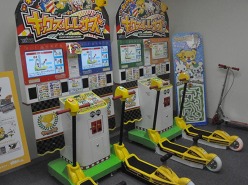 画像ギャラリー No.014のサムネイル画像 / タイトー新製品商談会レポートを掲載。自分好みにカスタマイズしたキャラが生き生きと動く「3Dコスプレ麻雀」などの「NESiCAxLive」タイトルも展示