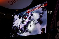 画像ギャラリー No.004のサムネイル画像 / ［TGS 2011］思い出話や中島 愛さんの生ライブで盛り上がった「劇場版マクロスF〜サヨナラノツバサ〜」の“超時空STAGE”をレポート 