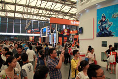 画像ギャラリー No.020のサムネイル画像 / [CJ 2011]中国最大のゲームショウ「ChinaJoy 2011」が上海で開幕。ゲームの消費側から供給側へと変貌する，巨大市場の現在を見る 