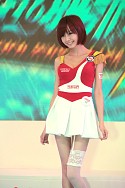 画像ギャラリー No.038のサムネイル画像 / ［CJ 2011］お待ちかね，ChinaJoy会場から厳選した美女を取り揃えてコンパニオン写真集を掲載