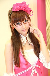 画像ギャラリー No.067のサムネイル画像 / ［CJ 2011］お待ちかね，ChinaJoy会場から厳選した美女を取り揃えてコンパニオン写真集を掲載