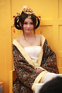 画像ギャラリー No.071のサムネイル画像 / ［CJ 2011］お待ちかね，ChinaJoy会場から厳選した美女を取り揃えてコンパニオン写真集を掲載
