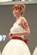 画像ギャラリー No.085のサムネイル画像 / ［CJ 2011］お待ちかね，ChinaJoy会場から厳選した美女を取り揃えてコンパニオン写真集を掲載