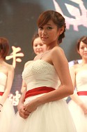 画像ギャラリー No.091のサムネイル画像 / ［CJ 2011］お待ちかね，ChinaJoy会場から厳選した美女を取り揃えてコンパニオン写真集を掲載