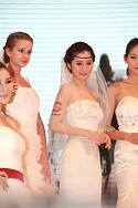 画像ギャラリー No.210のサムネイル画像 / ［CJ 2011］お待ちかね，ChinaJoy会場から厳選した美女を取り揃えてコンパニオン写真集を掲載