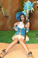 画像ギャラリー No.219のサムネイル画像 / ［CJ 2011］お待ちかね，ChinaJoy会場から厳選した美女を取り揃えてコンパニオン写真集を掲載