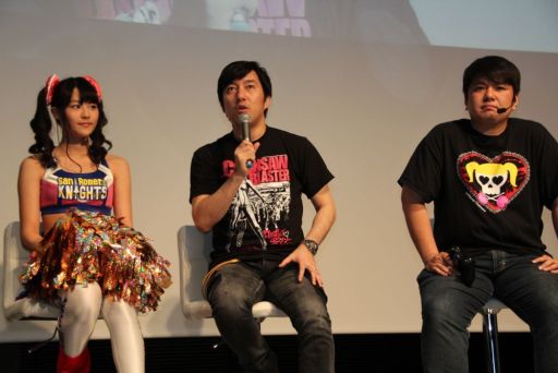 画像ギャラリー No.003のサムネイル画像 / 「LOLLIPOP CHAINSAW」ステージイベントで，ゲーム序盤の山場を開発スタッフが攻略。「Xbox 360 感謝祭」レポート