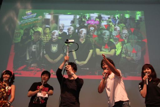 画像ギャラリー No.010のサムネイル画像 / 「LOLLIPOP CHAINSAW」ステージイベントで，ゲーム序盤の山場を開発スタッフが攻略。「Xbox 360 感謝祭」レポート