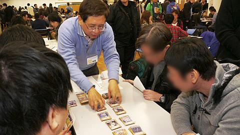 画像ギャラリー No.012のサムネイル画像 / ボードゲームファンが浅草に集結。アナログゲームの祭典「ゲームマーケット2011秋」を朱鷺田祐介が密着レポート