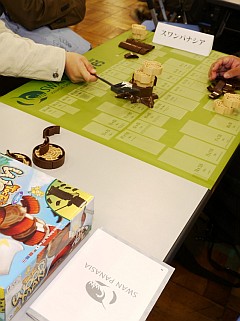 画像ギャラリー No.024のサムネイル画像 / ボードゲームファンが浅草に集結。アナログゲームの祭典「ゲームマーケット2011秋」を朱鷺田祐介が密着レポート