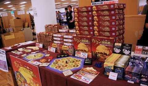 画像ギャラリー No.065のサムネイル画像 / ボードゲームファンが浅草に集結。アナログゲームの祭典「ゲームマーケット2011秋」を朱鷺田祐介が密着レポート