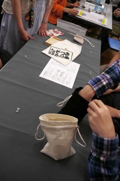 画像ギャラリー No.033のサムネイル画像 / アナログゲームの祭典「ゲームマーケット2012春」レポート。オリジナルデザインの国内タイトルも続々登場