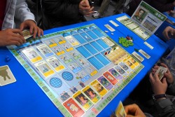 画像ギャラリー No.050のサムネイル画像 / アナログゲーム,西の祭典「ゲームマーケット2013大阪」。日本ボードゲーム大賞2012受賞作も発表されたイベントの模様をフォトレポートで紹介