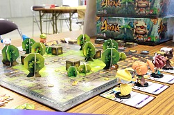 画像ギャラリー No.020のサムネイル画像 / アナログゲームの祭典「ゲームマーケット2014春」。ボードゲーム界の“今”が垣間見える会場の模様を,写真と共にお届け