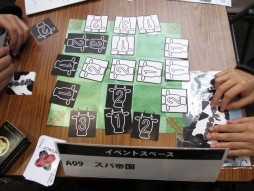 画像ギャラリー No.049のサムネイル画像 / ボードゲーム,西の祭典「ゲームマーケット2015大阪」レポート。海外の話題作から,新機軸の国産インディーズまで盛りだくさん