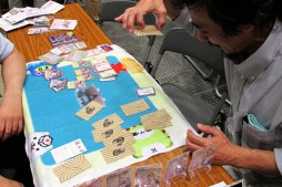 画像ギャラリー No.055のサムネイル画像 / GWのビッグサイトに最新アナログゲームが集結。著名デザイナーのトークステージなどで盛り上がった「ゲームマーケット2015春」レポート