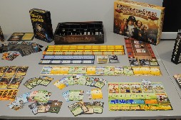 画像ギャラリー No.064のサムネイル画像 / ［SPIEL’15］初披露のボードゲームがずらりと並んだ新作発表会をレポート。「MEGA CIVILIZATION」など，1000を超えるタイトルが集結