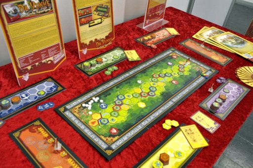 画像ギャラリー No.007のサムネイル画像 / ［SPIEL’16］開催直前，新作ボードゲームカタログ展示会レポート（その1）。脱出ゲーム，マルティン・ルター，あとなぜか火星が大人気？