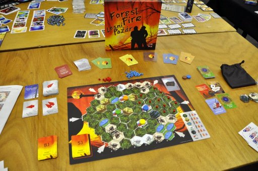 画像ギャラリー No.032のサムネイル画像 / ［SPIEL’16］開催直前，新作ボードゲームカタログ展示会レポート（その1）。脱出ゲーム，マルティン・ルター，あとなぜか火星が大人気？