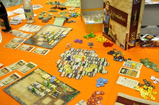 画像ギャラリー No.044のサムネイル画像 / ［SPIEL’16］開催直前，新作ボードゲームカタログ展示会レポート（その1）。脱出ゲーム，マルティン・ルター，あとなぜか火星が大人気？