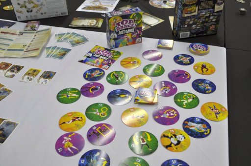 画像ギャラリー No.048のサムネイル画像 / ［SPIEL’16］開催直前，新作ボードゲームカタログ展示会レポート（その1）。脱出ゲーム，マルティン・ルター，あとなぜか火星が大人気？