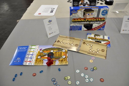 画像ギャラリー No.080のサムネイル画像 / ［SPIEL’16］開催直前，新作ボードゲームカタログ展示会レポート（その1）。脱出ゲーム，マルティン・ルター，あとなぜか火星が大人気？