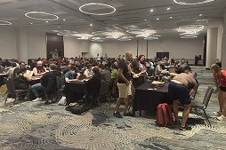 画像ギャラリー No.008のサムネイル画像 / ［インタビュー］海外イベントを飛び回るアークライトに，ゲームマーケットのこれからを聞く
